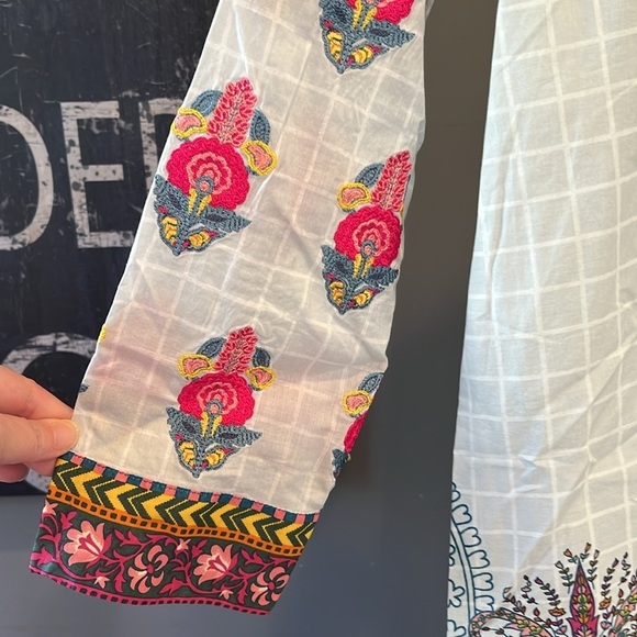 🇪🇸🥑Khaadi Embroidered Cotton Kurti | White Pink Paisley Floral Cambric Tunic | 6 - Picture 2 of 9